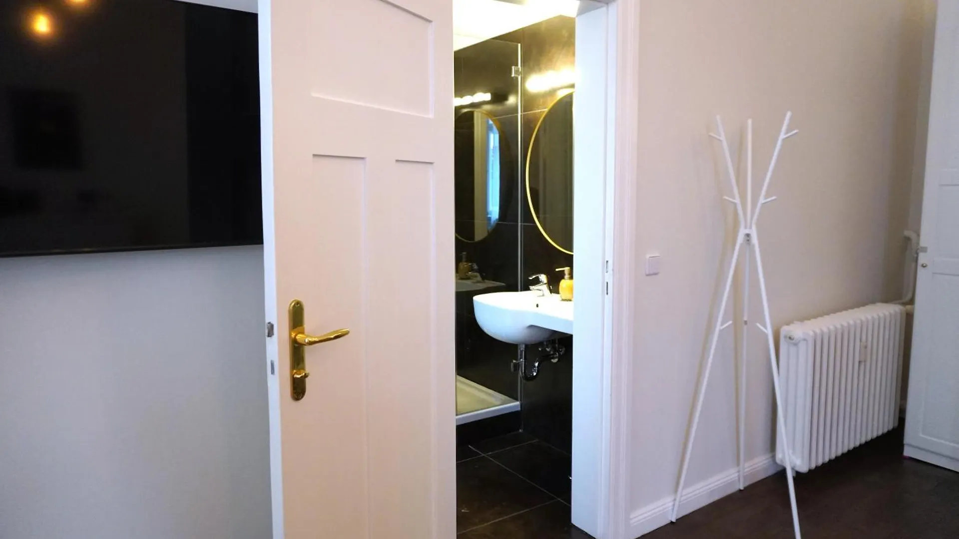 Jomi Stays I Elegantes Wohnen In Berlin Apartment