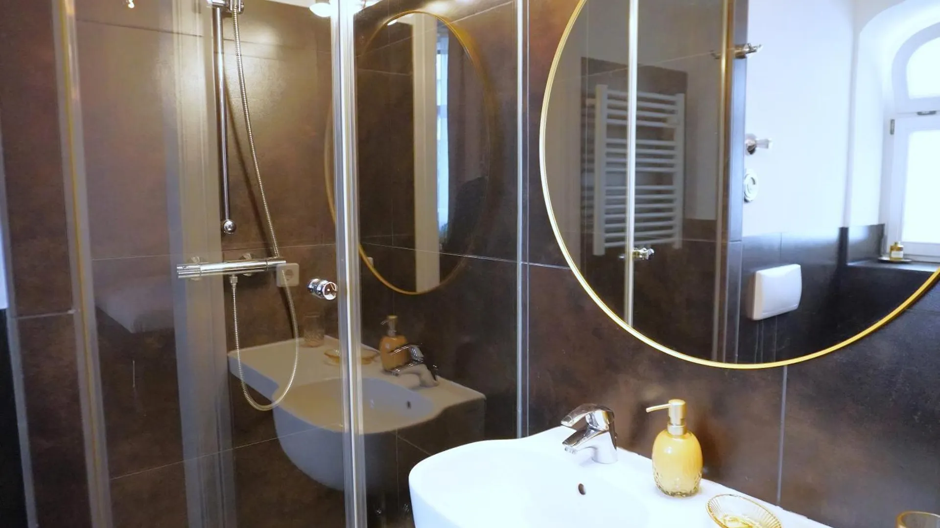 Apartment Jomi Stays I Elegantes Wohnen In Berlin