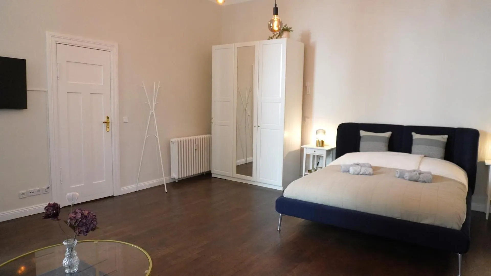 Apartment Jomi Stays I Elegantes Wohnen In Berlin