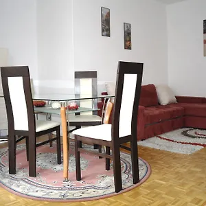 Kudamm West Apartment